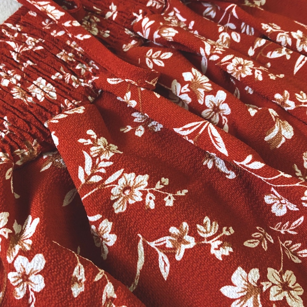Red 2 piece set - Picture 3 of 3